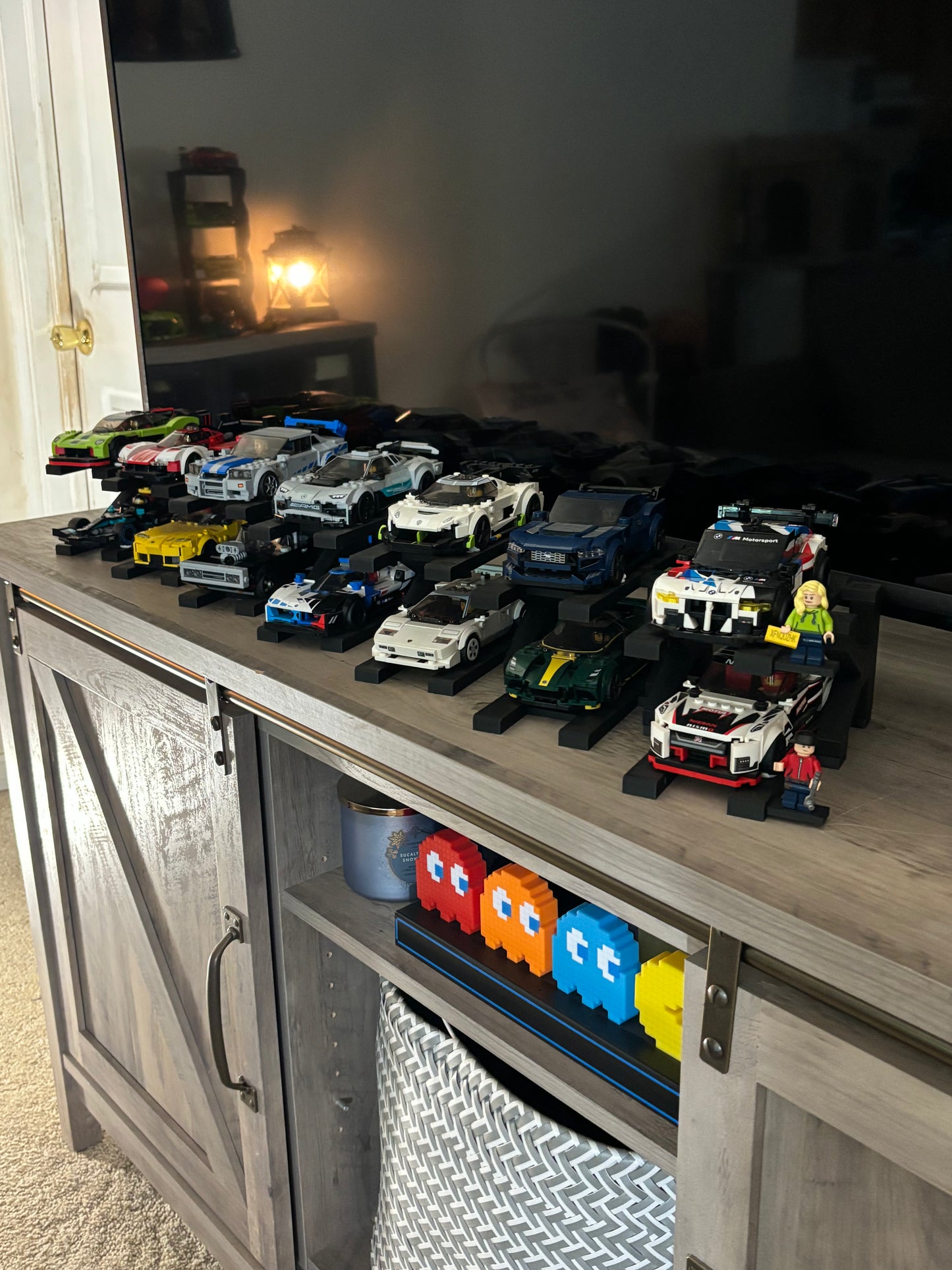 Speed Champions Display Stand (Stackers) 2 Car Display Starter Kit